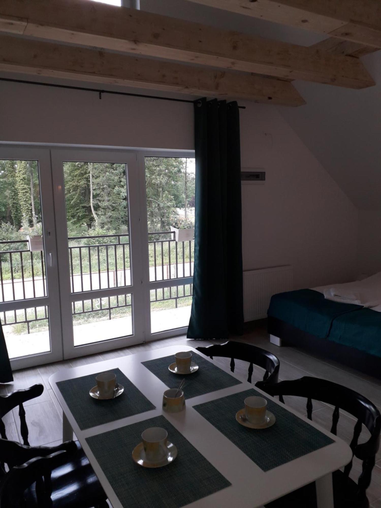 Paprotowka Apartament Wiosenny Paprotno Buitenkant foto